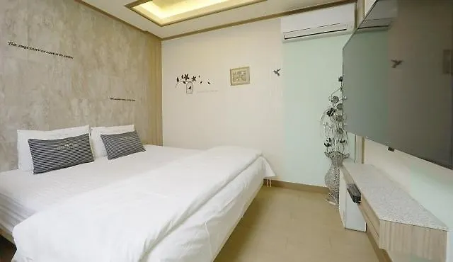 Ulsan Jung-Gu Time Motel 0*,  South Korea