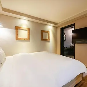 모텔 울산 109, 울산광역시